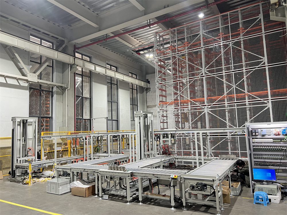 廠家如何使用穿梭時貨架作業(yè)？